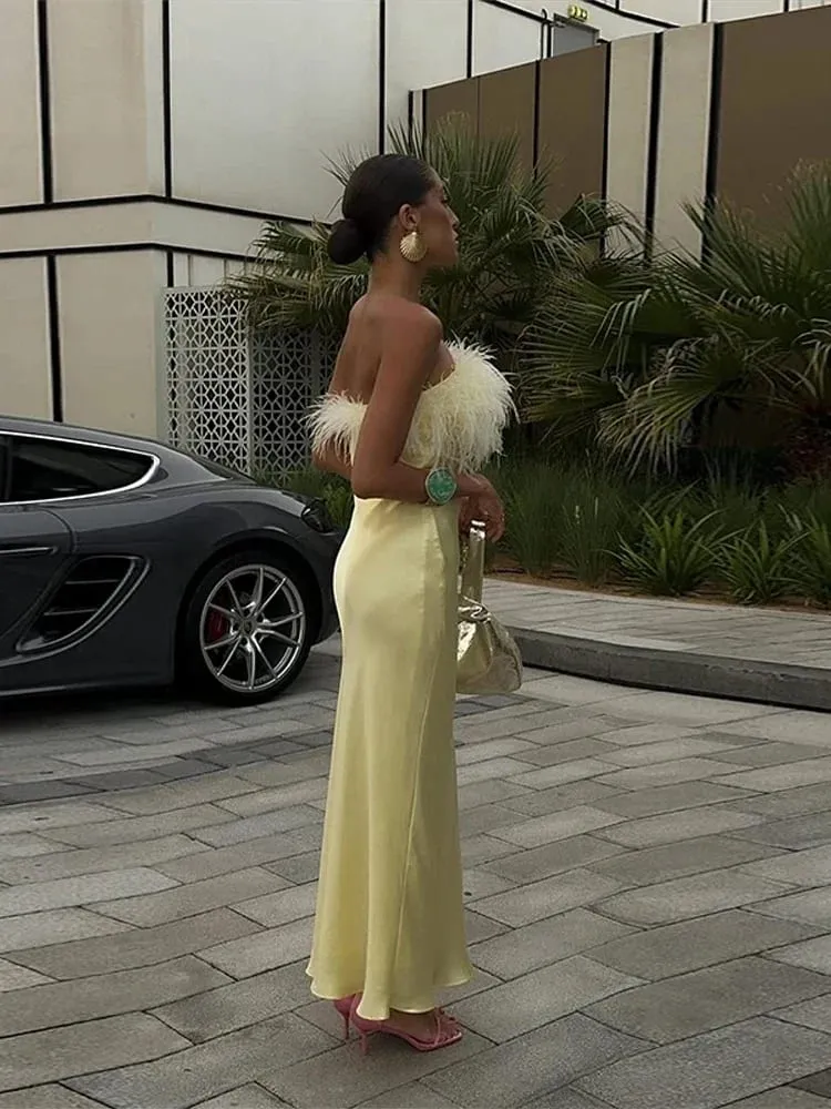Geel Satijnen Fringe Maxi Jurk Vrouwen Elegante Strapless Mouwloze Taille Cinched Lange Jurken 2025 Nieuwe Zomer Vakantie Dame Gewaden — image 2
