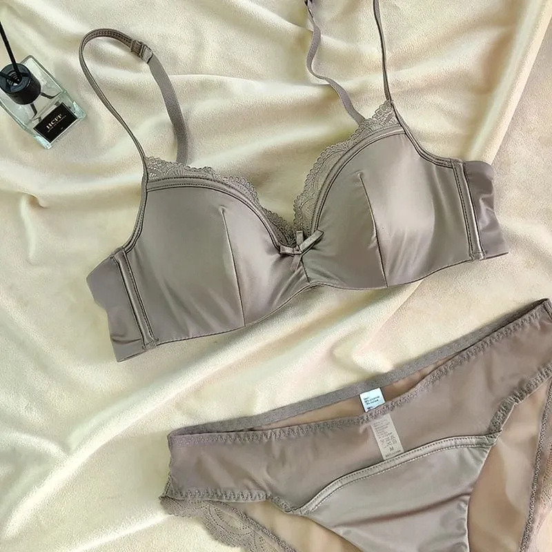 French Thin Cup Lingerie Set Sexy Lace Bras High Quality Women Underwear Wireless Push Up Brassiere Breathable Bras Panties Set — image 9