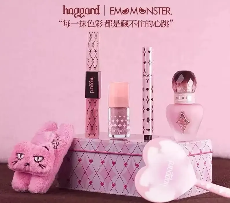 Haggard Black Ember Cosmetic Gift Set Glossy Lip Gloss Lipstick Blush Highly Pigmented Holiday Gift Box for Women — image 2