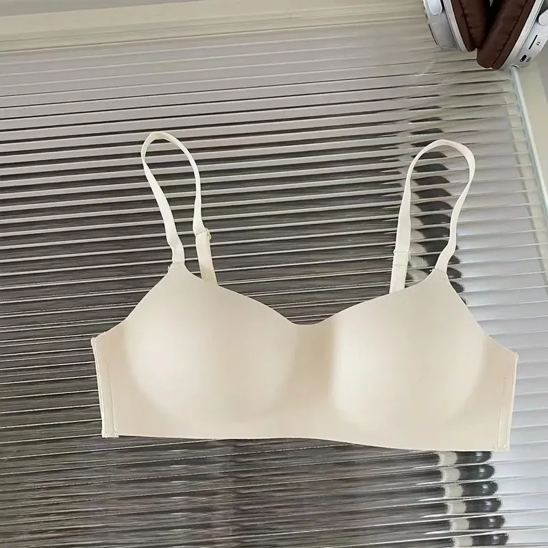 Seamless Bras สำหรับผู้หญิงหน้าอกเล็ก 1/2 ถ้วย Push Up Bra Bra ผู้หญิงสนับสนุนชุดชั้นในเซ็กซี่ชุดชั้นในหญิง Intimates