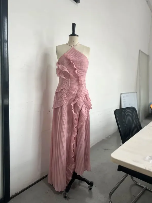 Elegant Purple Halter A Line Prom Gowns Ruffles Tiered Backless Party Gown Summer Vacation Chiffon Long Evening Dress — image 7