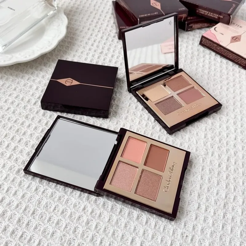 Charlotte Tilbury Luxury Eyeshadow Palette Satin-matte Shimmer and Metallic Finishes Easy-to-use 4-shade CT Eyeshadow Palette