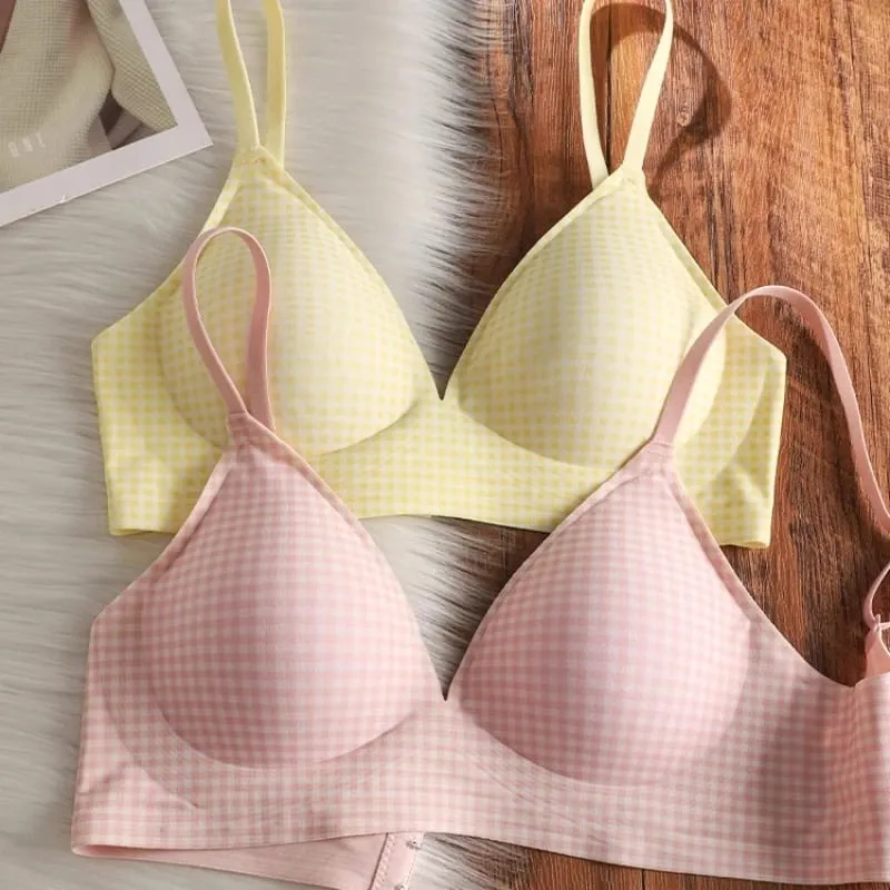 Elegant Seamless Bralette Small Bust Gathering Anti-Sagging Thin Adjustable Straps Wirefree Comfort Fit UK Light Support Bra Set
