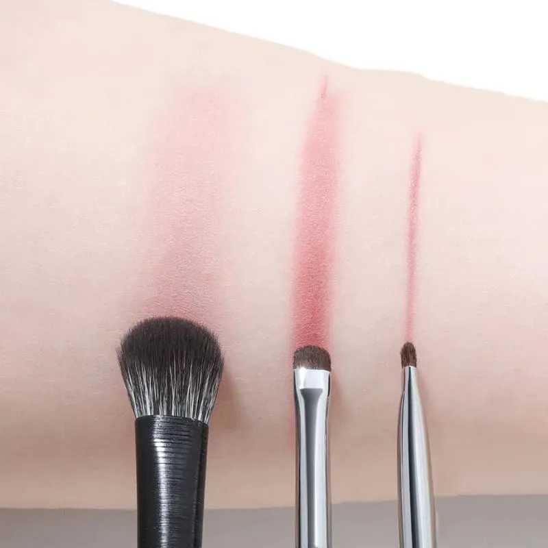 Eyeliner Smudge Brush Precision Smudge Makeup Brush Horse Hair Eyeshadow Smudge Brush Small Smoky Liner Makeup Brushes — image 5