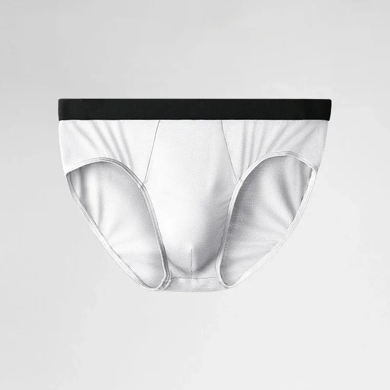 Miiow men's antibacterial underwear. Thin - style, made of modal. Low - rise, large - size briefs. Comfortable and breathable me