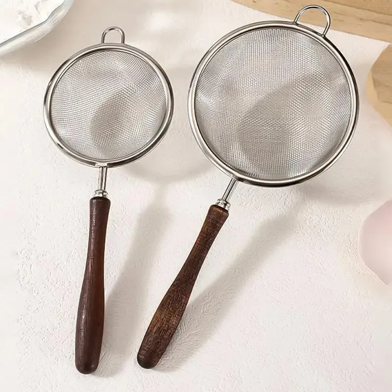 1PC Stainless Steel Mesh Filter Spoon with Wooden Handle Flour Filter Spoon Household Kitchen Fried Food Filter Oil Baking Tool