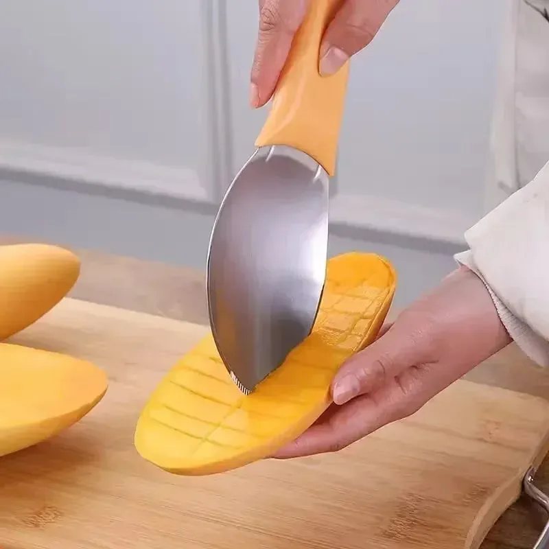 Hot Multifunctional Mango Spoon Mango Knife Cutting Granule Tool Peeler Peeler Mango Avocado Scoop Kitchen Fruit Tool — image 4