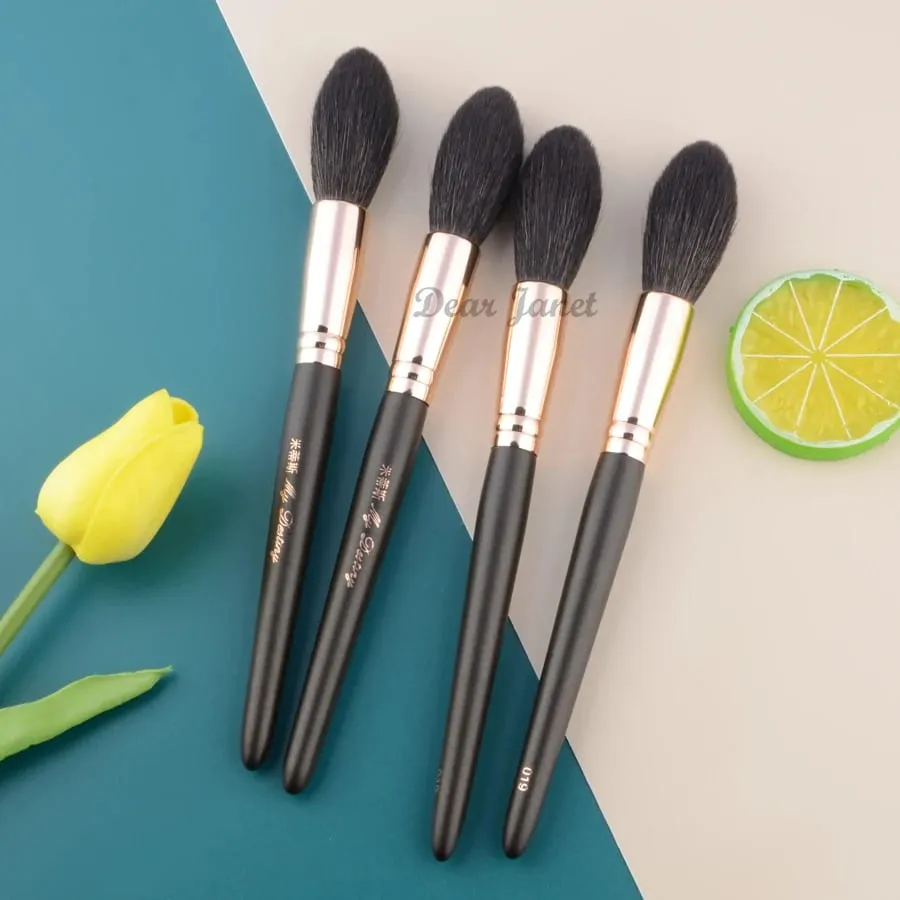 1 piece Goat hair Blush Makeup brushes Powder contour Highligher Make up brush Shadow exquisite beauty tools My destiny 019 — image 1
