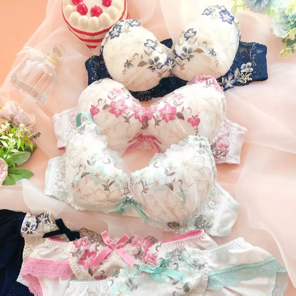 Large steel circle comfortable lingerie with panty suit chicken heart sweet push up thin lace bra set of ladies underwear — image 6