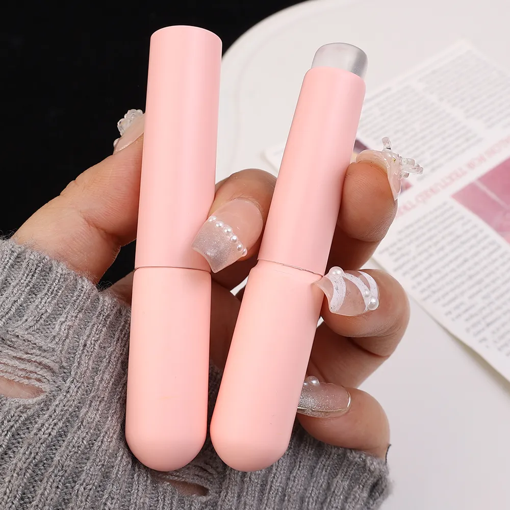 3/1pcs Silicone Lip Brush Concealer Brushe with Cover Lip Mask Applicators Lip Gloss Brush Lipstick Brushes Makeup Beauty Tool — image 4