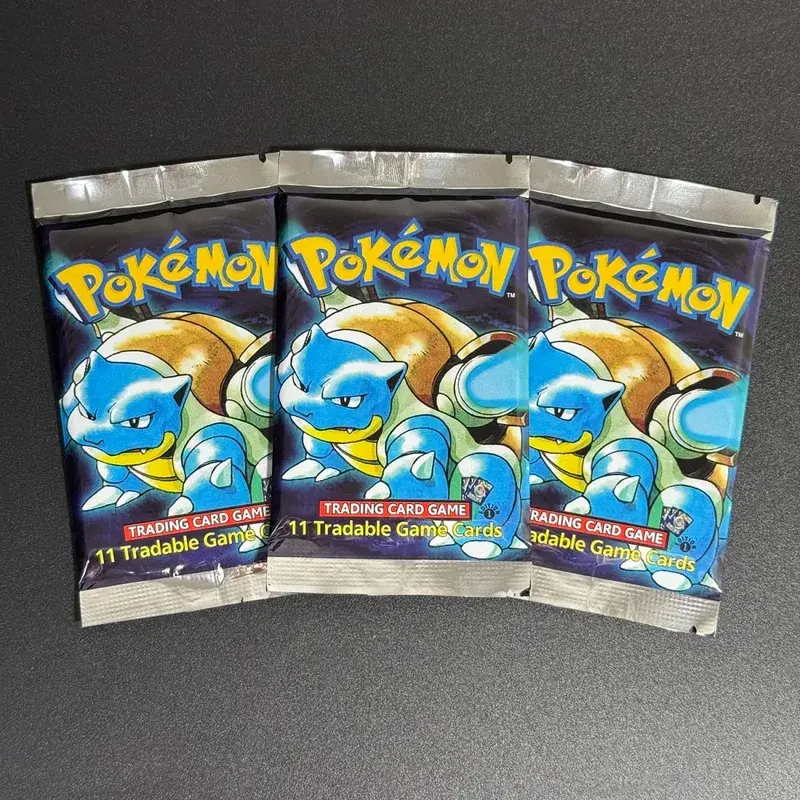 1. udgave basesæt 1999 Booster Pack TCG basesæt Ubegrænset spilkort Pokemon Charizard Blastoise Venusaur PTCG samleobjekt