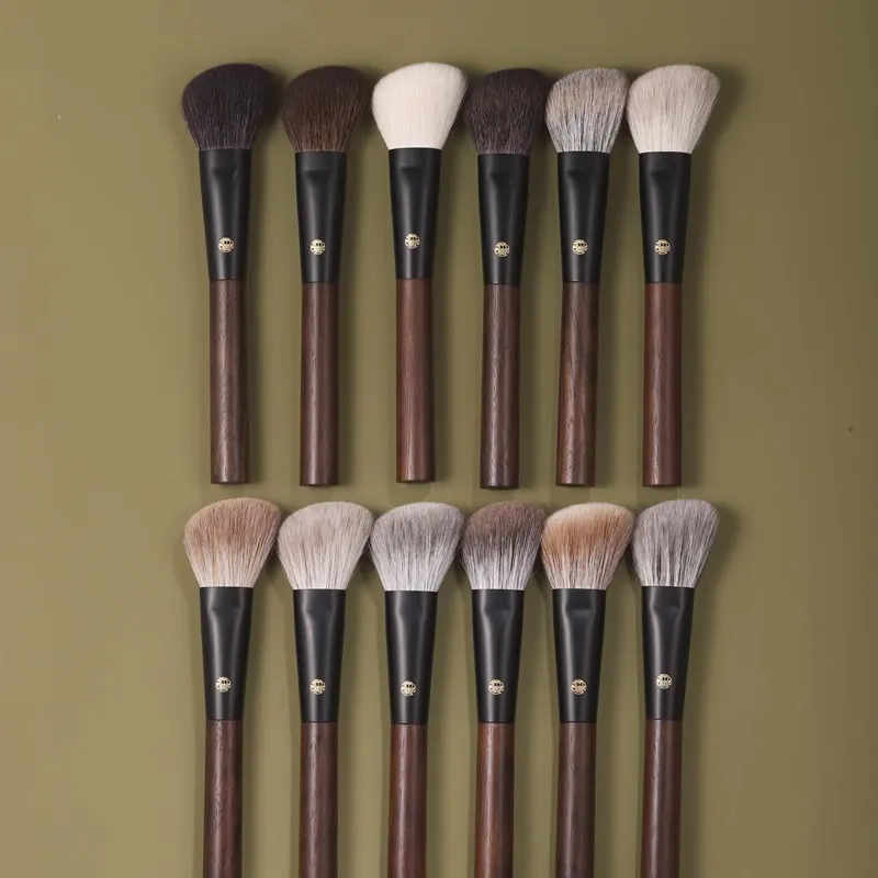 Professional Handmade Makeup Brushes 1PC Squirrel Fox Horse Goat Hair Angled Contour Brush Walnut Handle Make Up Brush — image 2