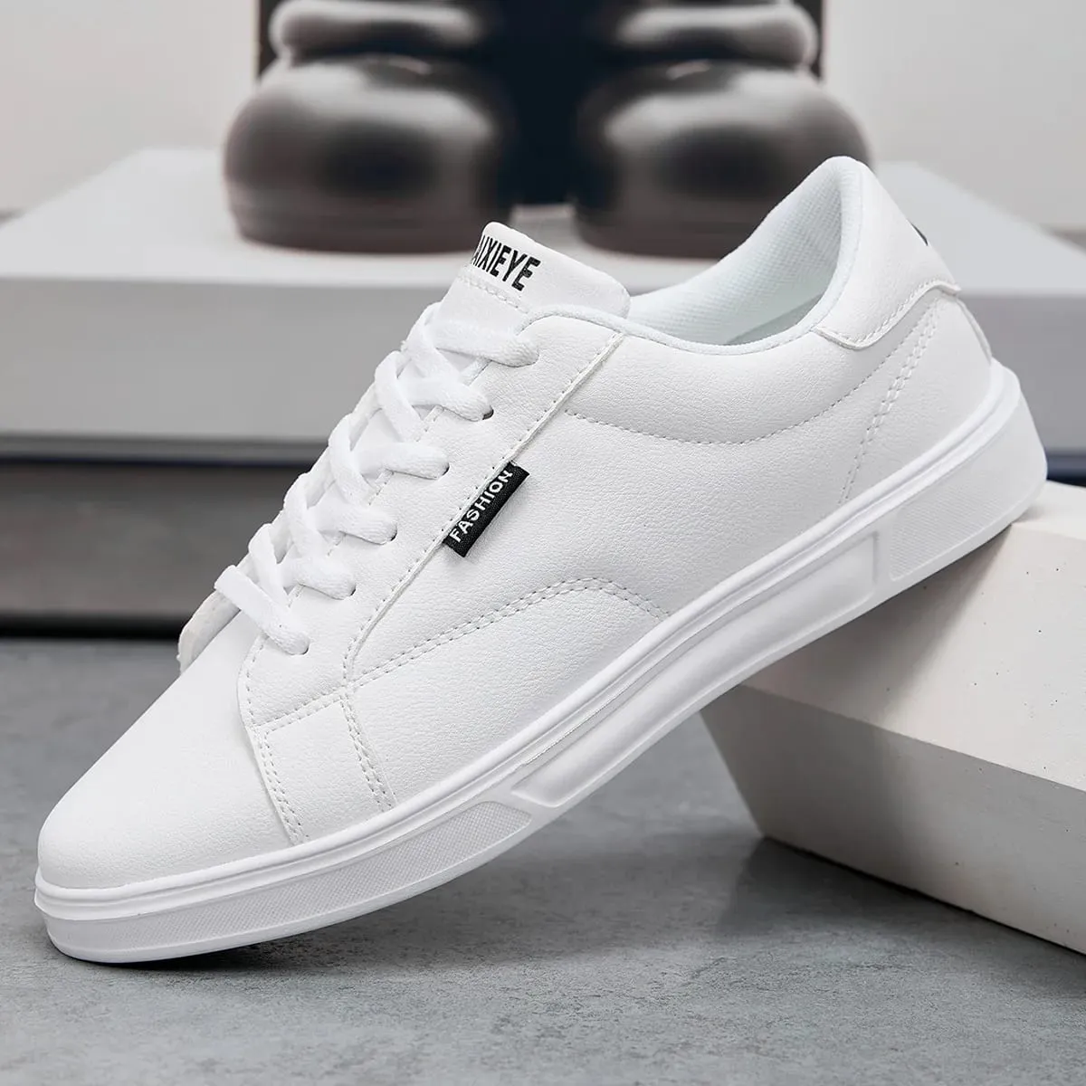 Męskie buty Wygodne na co dzień dla kobiet Białe skórzane trampki Lekkie chodzenie Płaskie sportowe na świeżym powietrzu Bieganie Tenis Zapatillas — image 6