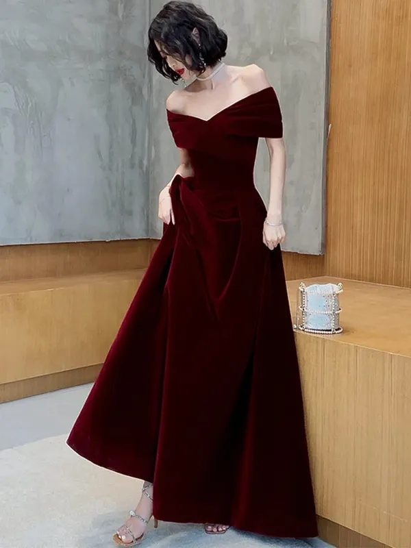 Lautaro Primavera Lungo Lusso Elegante Vino Rosso Morbido Velluto Abiti da Sposa per Feste da Sera per Donna 2022 Abito Maxi con Spalle Scoperte