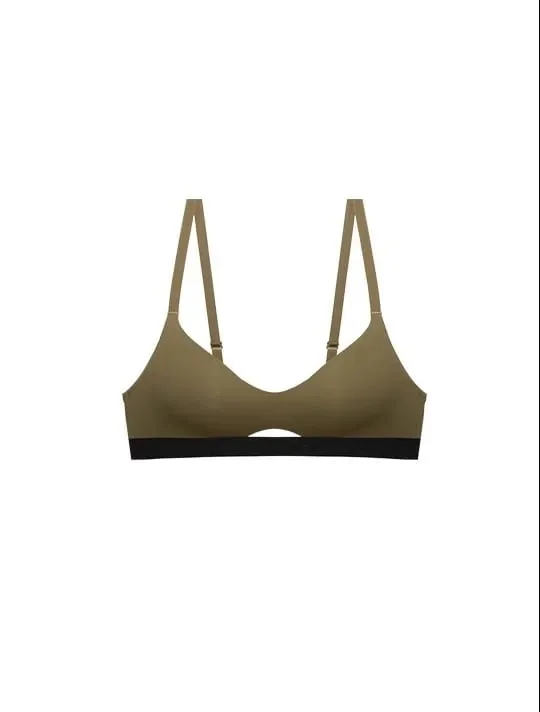 US Light Sports Push-Up Bra Anti-Sagging Seamless Racerback Bralette Set No Wire for Small Bust Women Autumn Winter — image 8