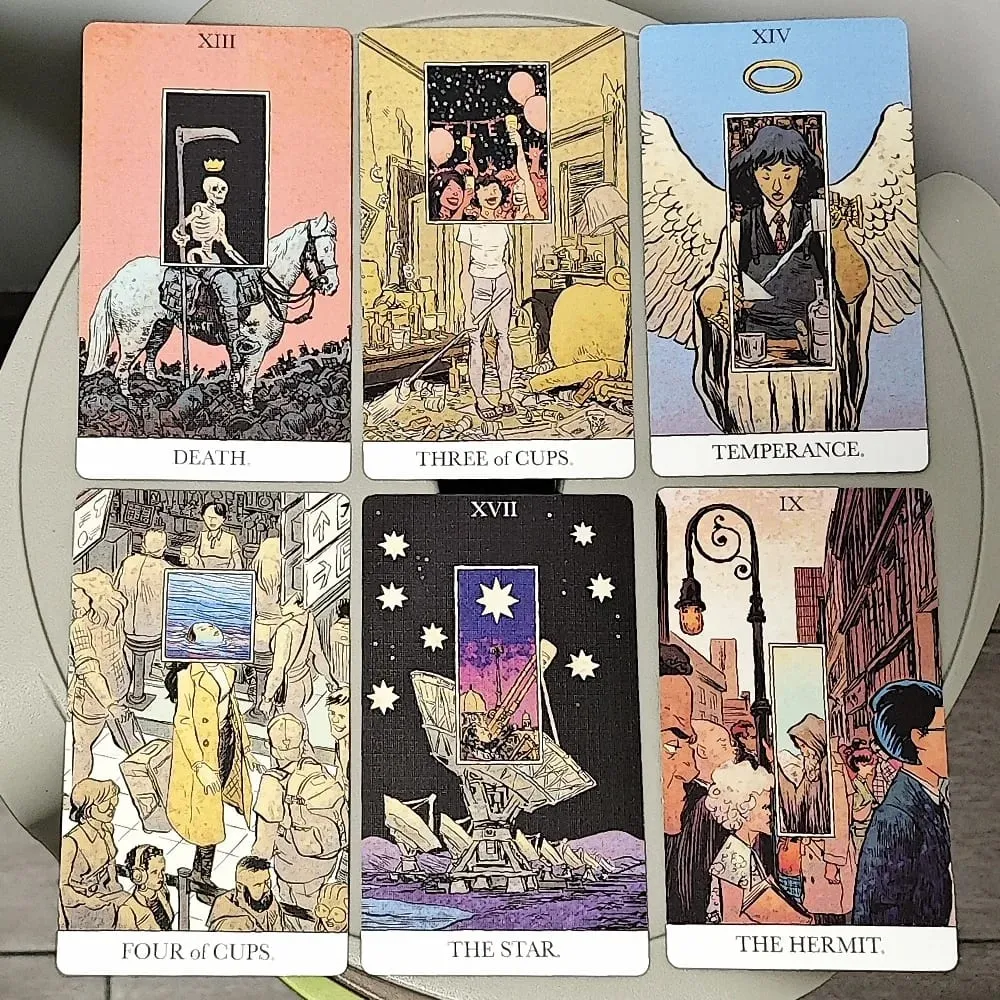 Ortaya Çıkan Tarot 12*7cm 80 Adet Tarot Kartı (2 Özel Kartlı) Sert Kutuda 350GSM Çift Kabartmalı Kart Stoğu Üzerine Basılmıştır
