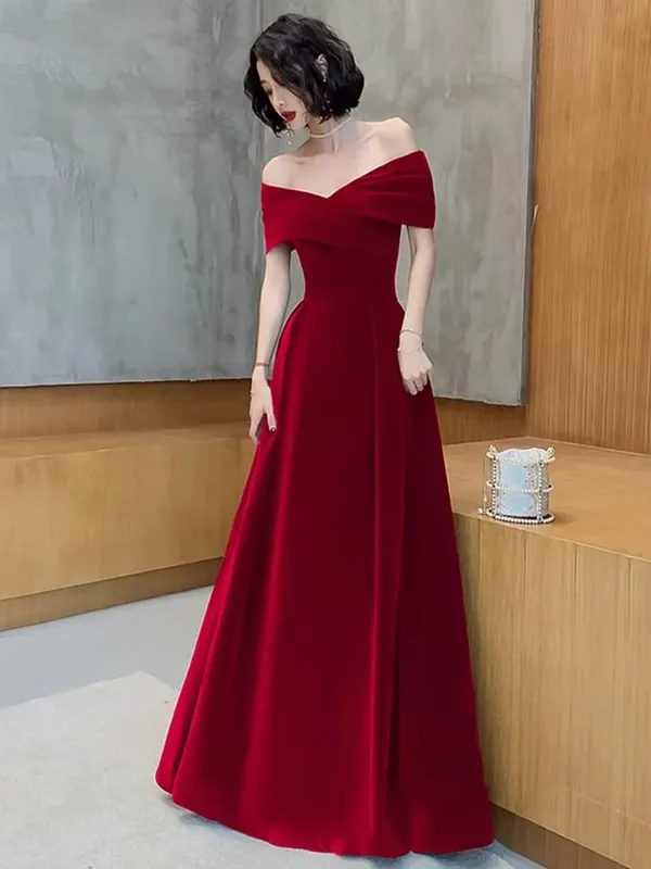 Mauroicardi Spring Long Luxury Elegant Chic Black Soft Velvet Evening Party Wedding Dresses for Women Off Shoulder Maxi Clothes — image 7