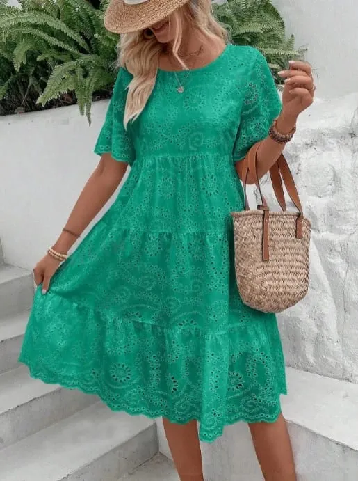 Dámské bílé šaty s očkem výšivka Midi šaty vyhloubené Boho splývavé volánkové šaty s krátkým rukávem letní plážové šaty