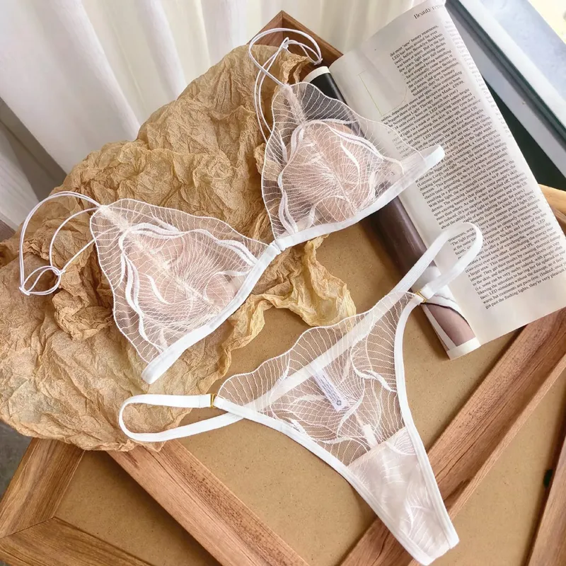 Set Bra Gesper Depan Perancis Ultra Nipis Musim Panas Bernafas Lace Pakaian Dalam Tanpa Belakang Keselesaan Lembut Desire Tulen Seluar Dalam Wanita — image 10