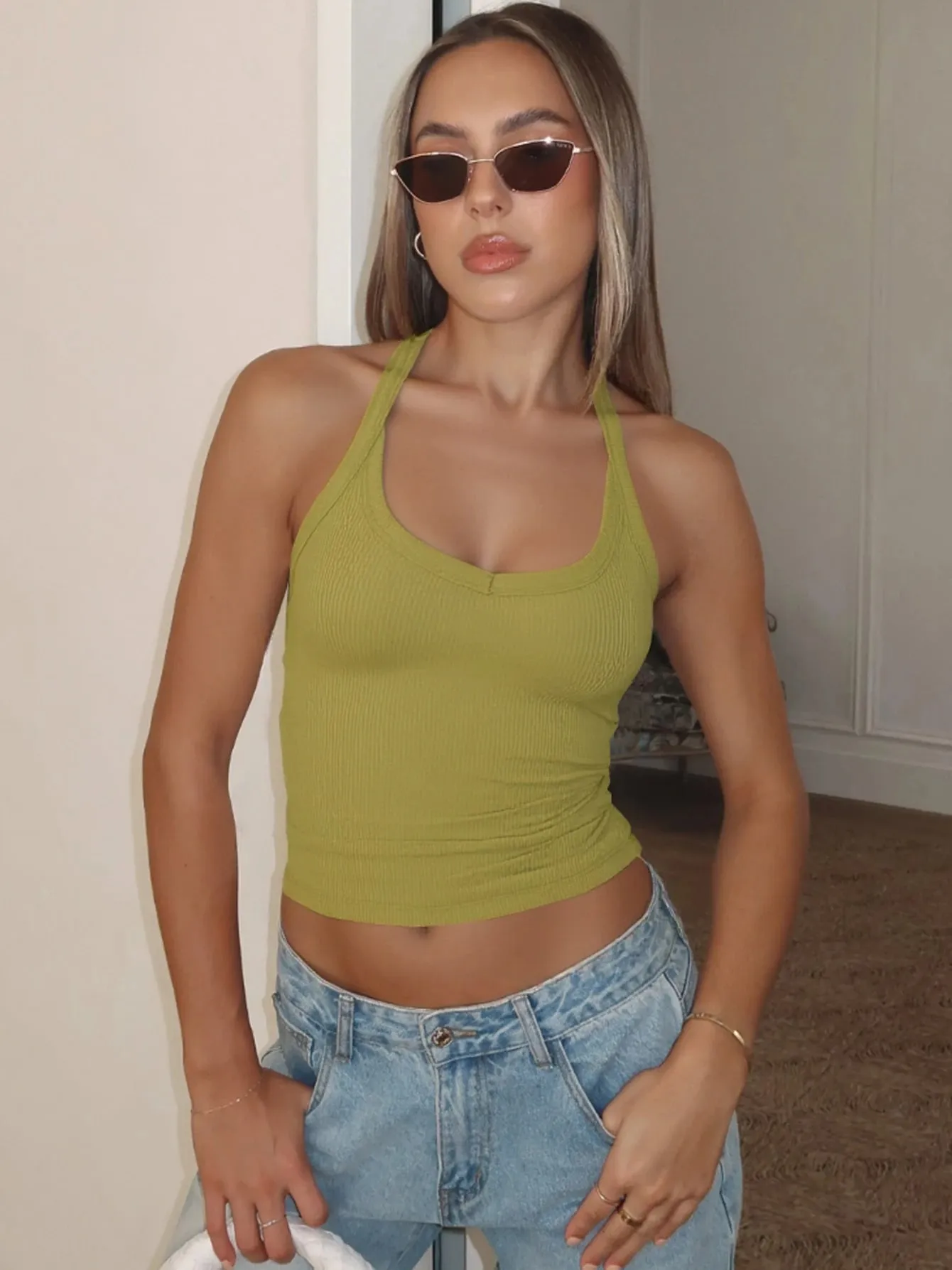 Hugcitar 2026 Summer Ribbed Halter Backless Solid Sexy Crop Tank Top Casual Y2K Women Clothes Beach Vacation Streetwear Yoga — image 12