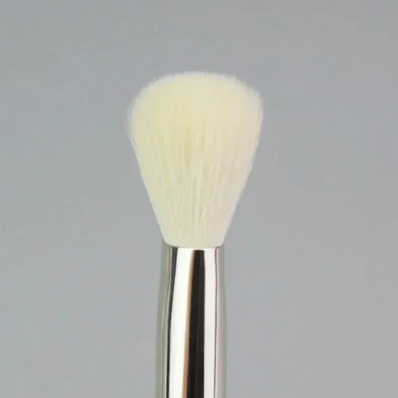 Angled Blush Brush Goat Hair Make up Cream Blush Brush Eye Shadow Blending Contour Makeup Brushes Cosmetic Makeup Tools M168 — image 3