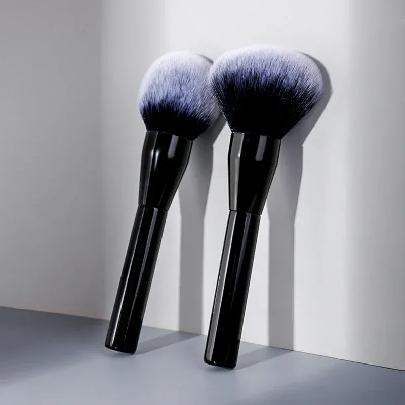 1pc Professional Loose Powder Brush Large Size Make Up Brushes Multifunctional Foundation Blush Sculpting Brush Make Up Tools — image 2