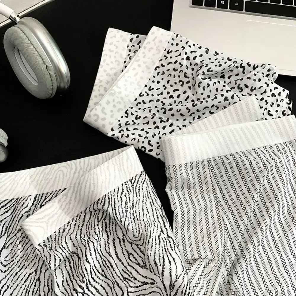 Celana Boxer Sutra Es Tipis Modis Celana Boxer Motif Macan Tutul Garis Tembus Pandang Celana Dalam Perasaan Dingin Mulus Sejuk Setiap Hari — image 6