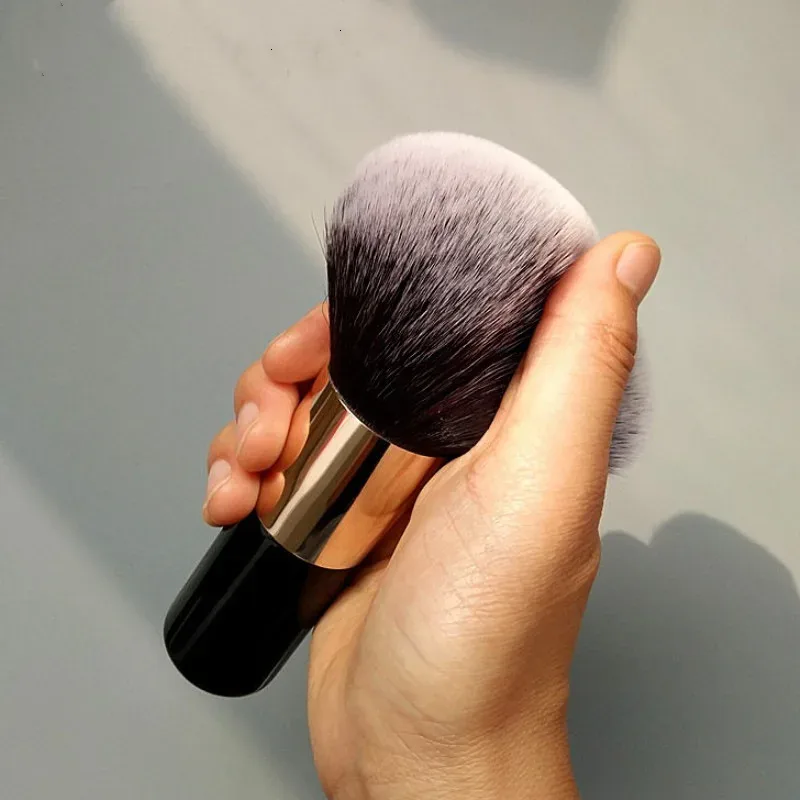 Large Size Powder Brush Professional Makeup Brushes Black Multifunctional Foundation Blush Sculpting Bronzer Brush Make Up Tools — image 2