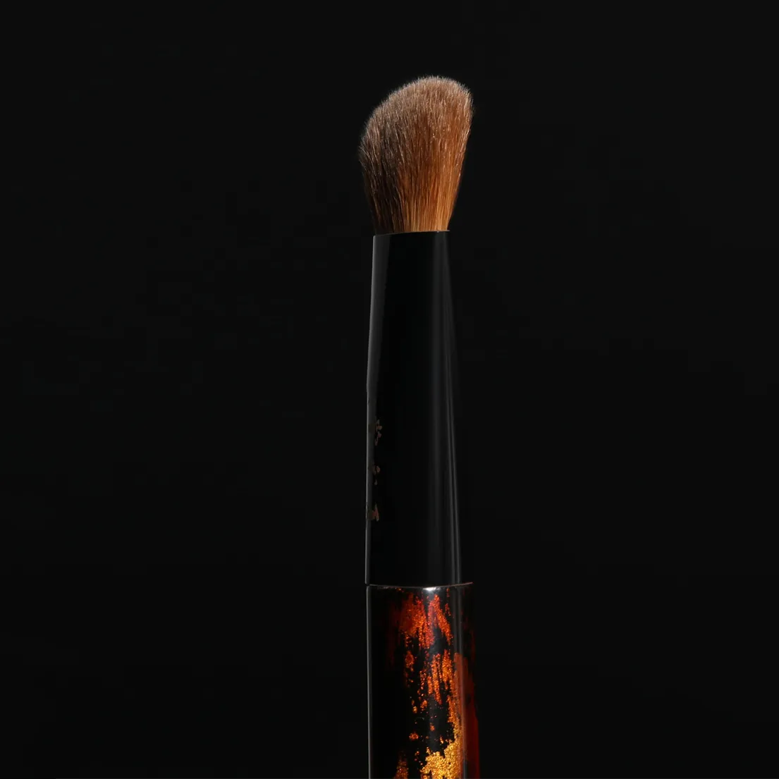 D2B-03(S) Professional Handmade Make Up Brush Tilted Foundation Concealer Brush Weasel Hair Raw Lacquer Handle Makeup Brushes