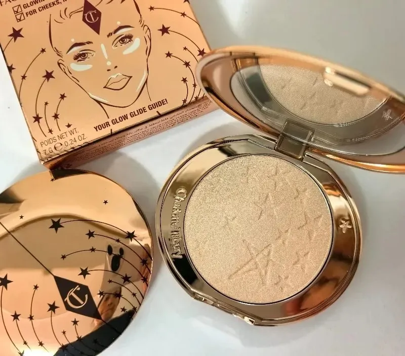 Charlotte Tilbury Starlight Powder Compact And Concealer Medium to Full Coverage Brightening Waterproof Hydrating Dewy Finish — image 2
