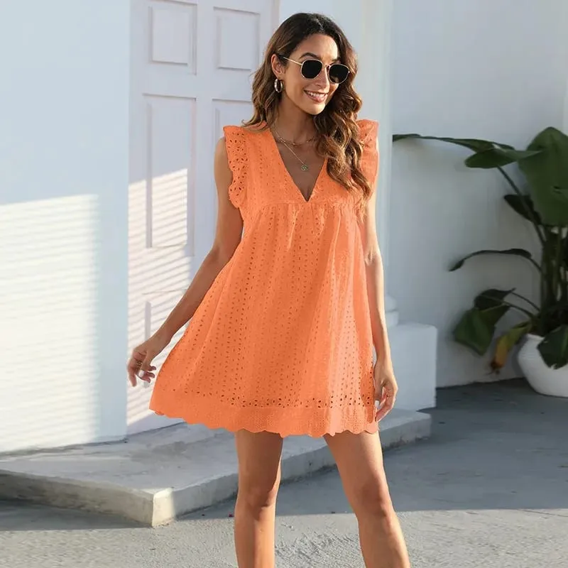 New summer women's fashionable temperament casual and sexy commuting solid color lace jacquard hollow V-neck dress — image 4