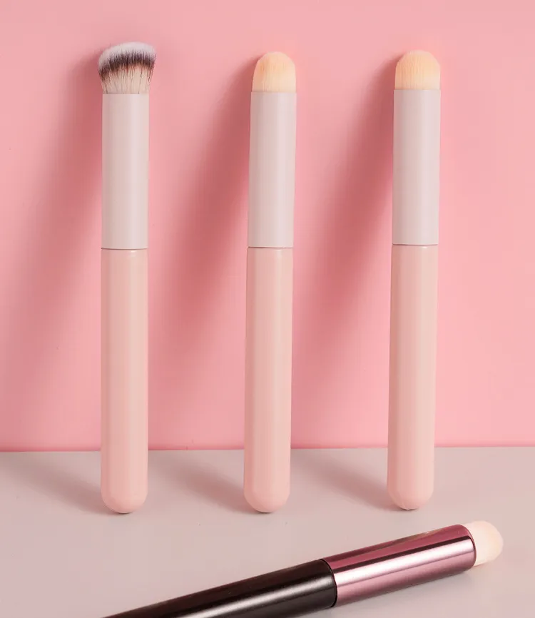1/4Pcs Soft Mushroom Sponge Head Makeup Brushes Lipstick Lip Makeup Brush Portable Cosmetic Tools Foundation Concealer Brush — image 4