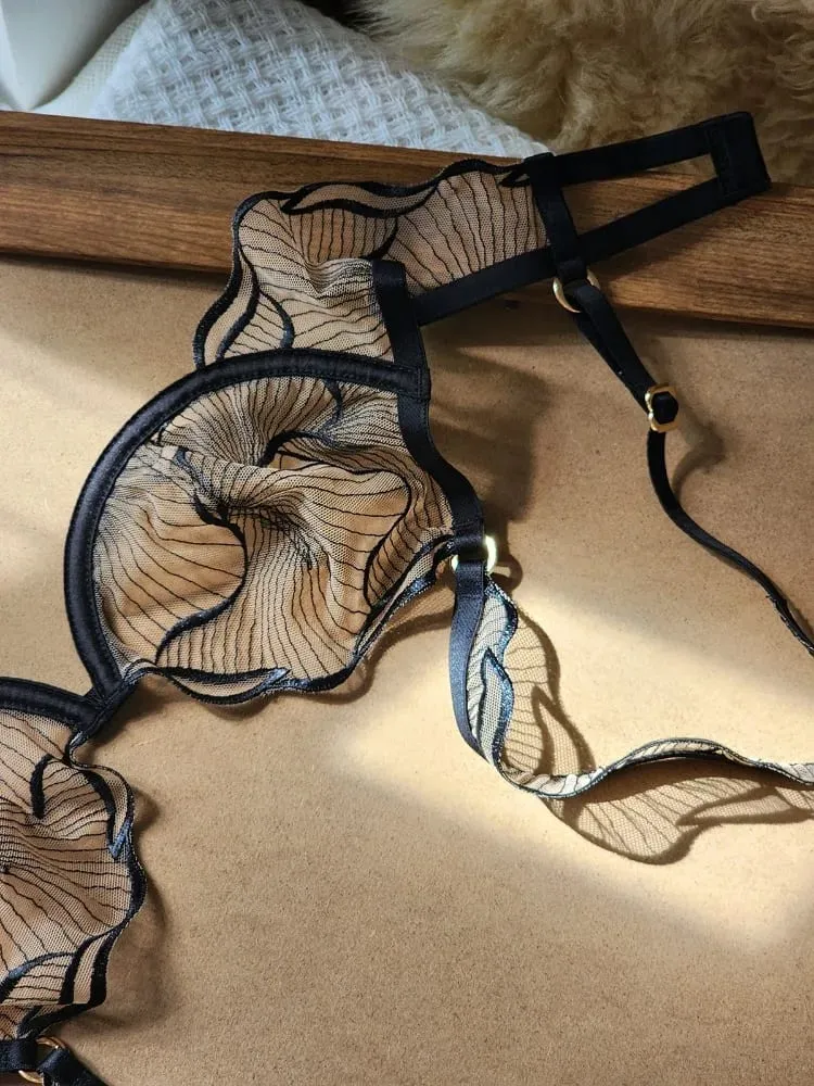 Comfort Minimizer Bra for Large Bust Ultra Thin Unlined Wireless Bra Lift & Shape Adjustable Support for Everyday Wear — image 4