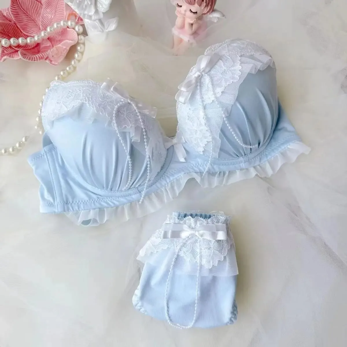 Stickerei Push-up Dessous Frauen dünne Körbchen College-Stil Student BHs Mädchen niedlich gesammelt sexy Unterwäsche BH-Set