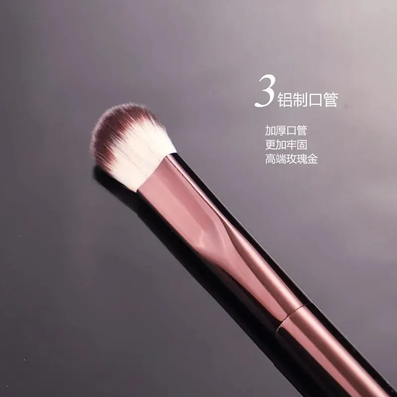 1 piece Angled Concealer Makeup brushes Middle Eyeshadow Make up brush basic Professional Cosmetic tool metal handle — image 3