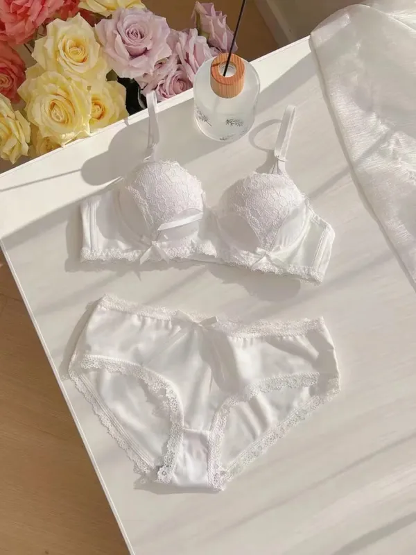 Japanese Sweet Girl Underwear Small Breasts Gathering Bra Without Underwire Sexy Lace Lingerie — image 11