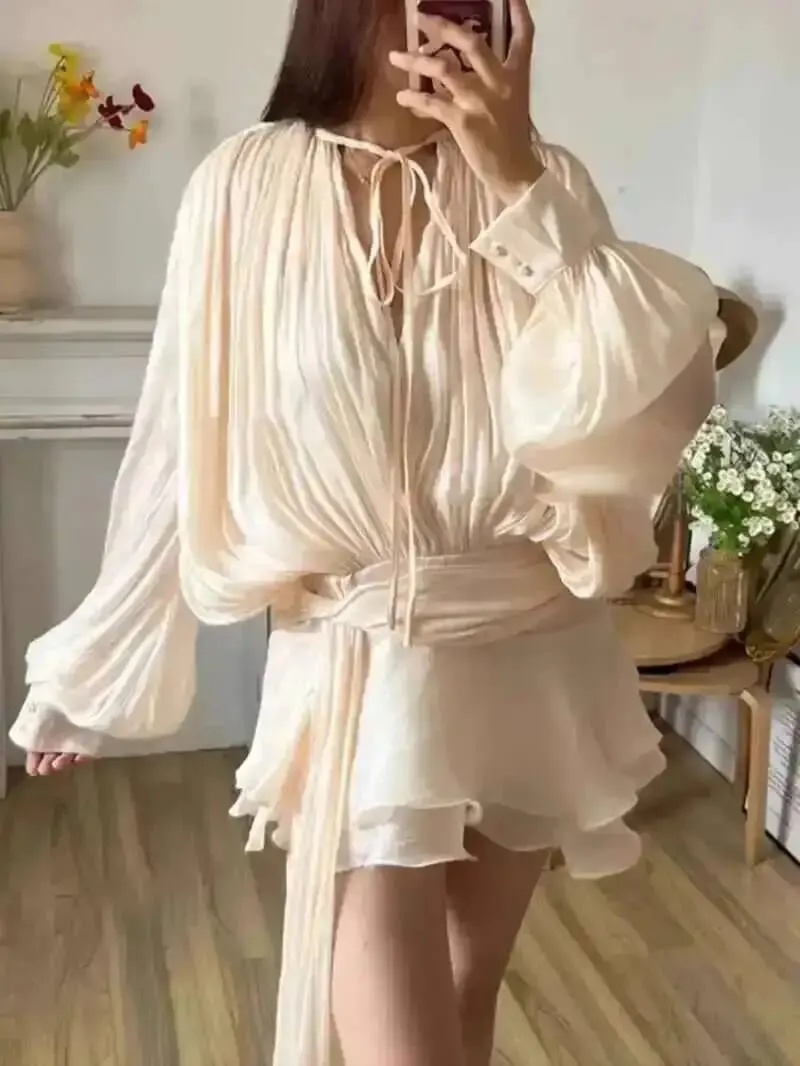 Top Beige chemisier uni Mini robes pour femmes col en V à manches longues épissé à lacets Style doux robe femme vêtements mode P7WI — image 2