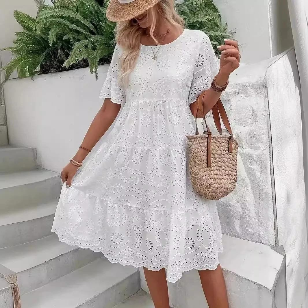 Dámské bílé šaty s očkem výšivka Midi šaty vyhloubené Boho splývavé volánkové šaty s krátkým rukávem letní plážové šaty