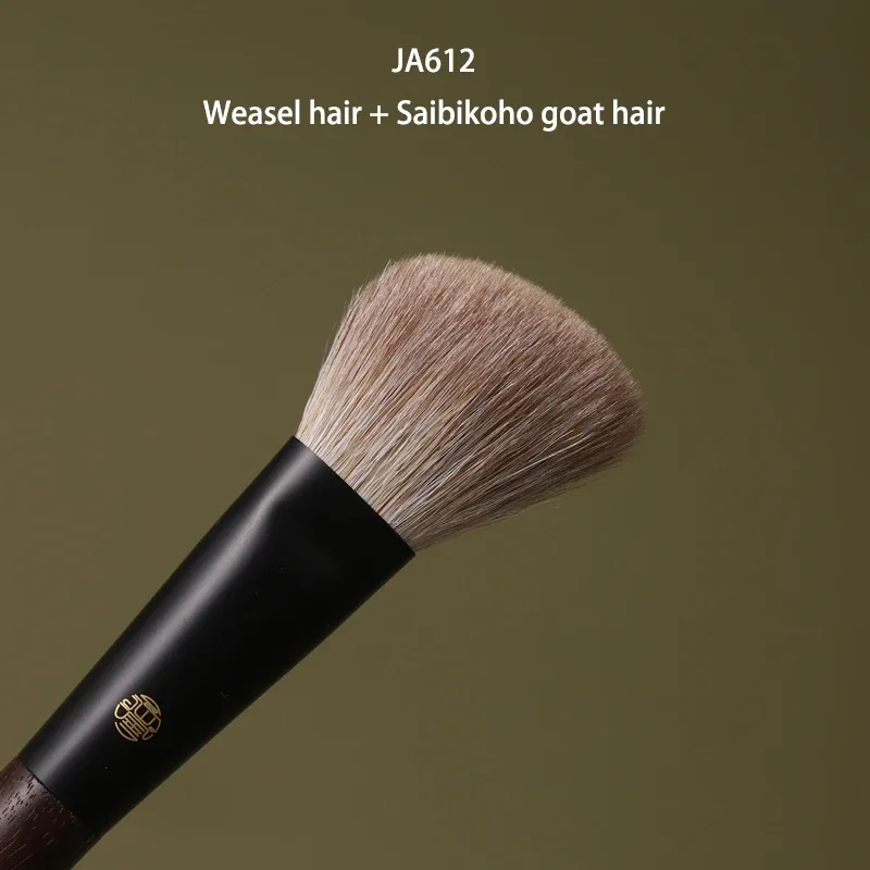 Professional Handmade Makeup Brushes 1PC Squirrel Fox Horse Goat Hair Angled Contour Brush Walnut Handle Make Up Brush — image 18