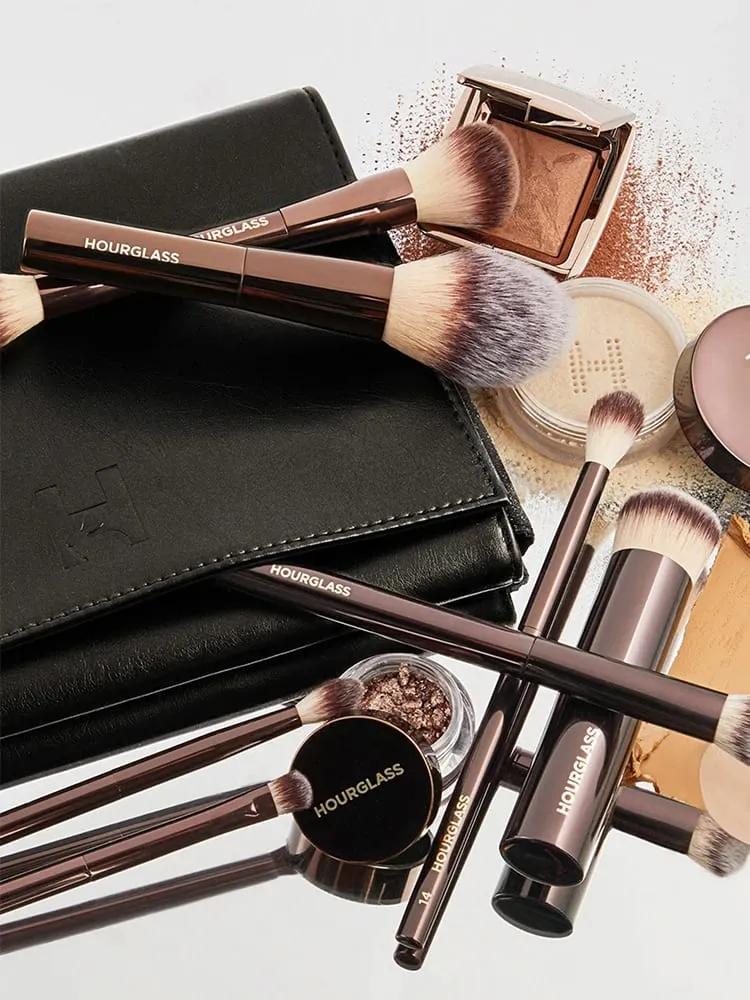 Vegan brush travel brush set includes 7 brushes for the eye and face with a bag gift box packaging — image 6
