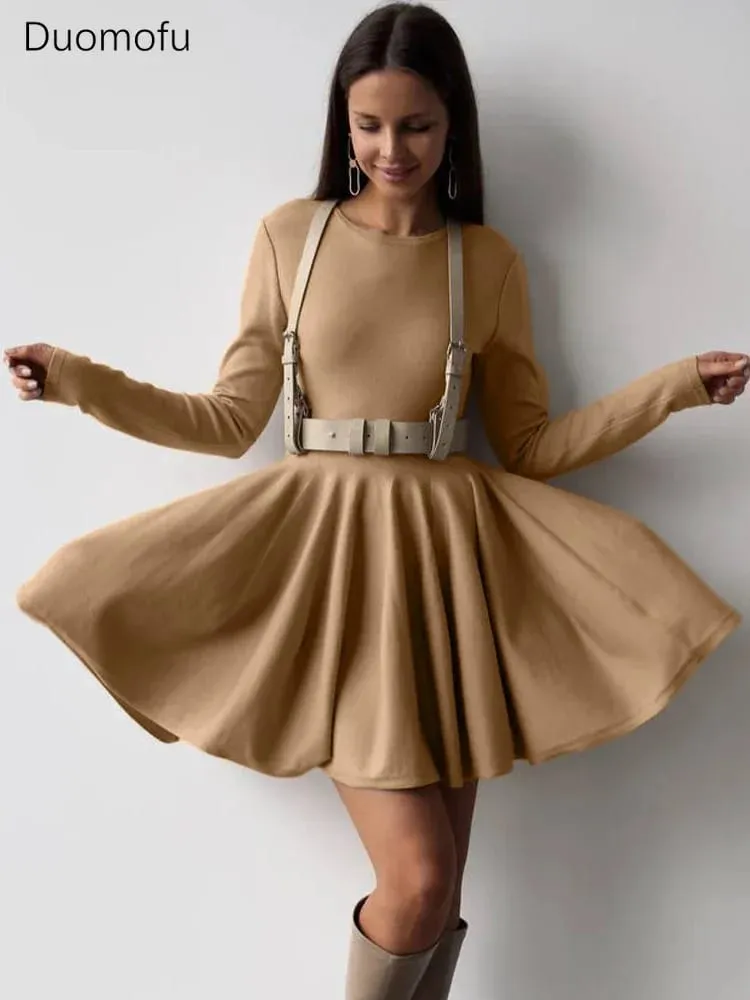 Duomofu dzianinowe Mini sukienki damskie jesienno-zimowa sweter z długim rękawem sukienka damska elegancka moda wąska linia plisowana sukienka Vestido