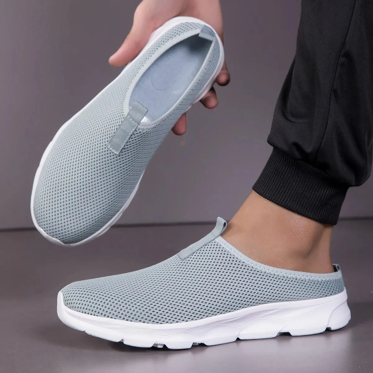 Men's Half Slipper Shoes Fashion Breathable Outdoor Mesh Casual Sneakers Lightweight Comfortable Tenis Masculino Walking Shoes