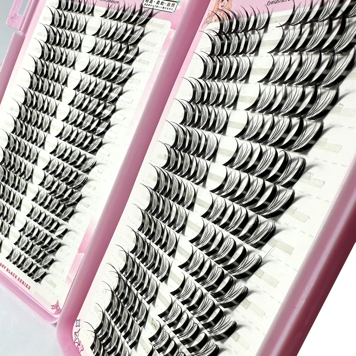 32 řad Fox Eye Manga Cluster Lashes Řasy Kočičí Eye Řasy Individuální řasy Přirozený vzhled DIY Prodloužení řas Objem Shluky řas