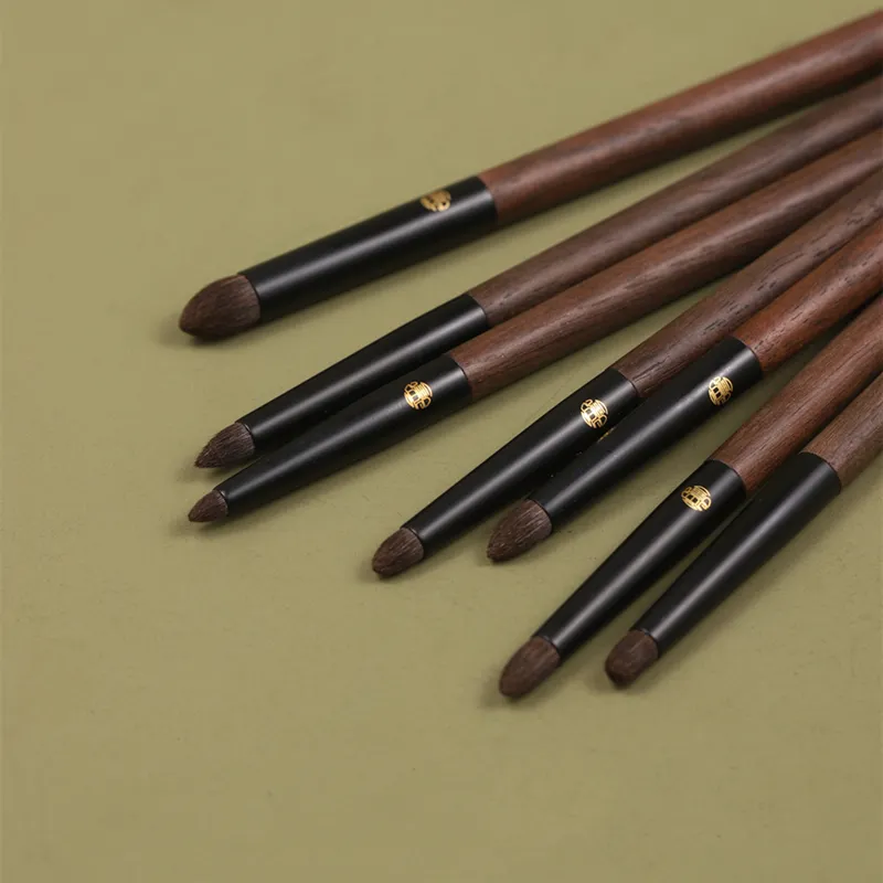 Professional Handmade Makeup Brushes 1PC Washed Horse Hair Pencil Eye Shadow Blending Brush Walnut Handle Make Up Brush