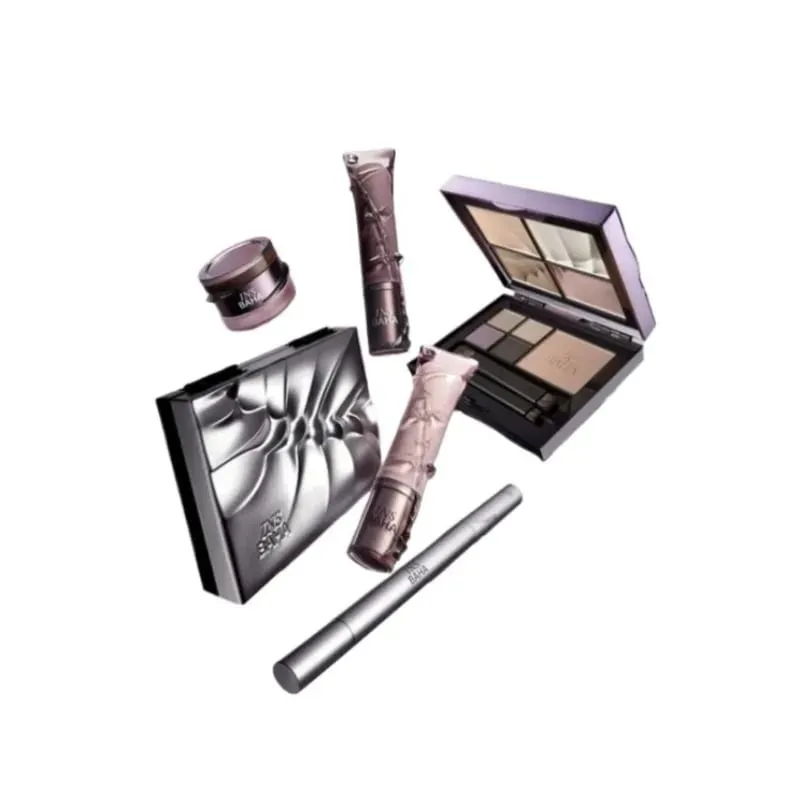 Complete Full Face Makeup Set Lip Gloss Lip Mud All-in-One Palette Dual-Use Blush & Pendant Beauty Collection — image 1