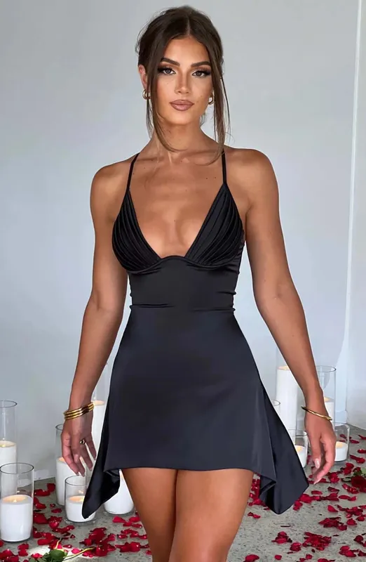 Summer Women's Sexy V-Neck Backless Halter Mini Dress Solid Color Cross-Border Fashion 2025 Hot Sale — image 5
