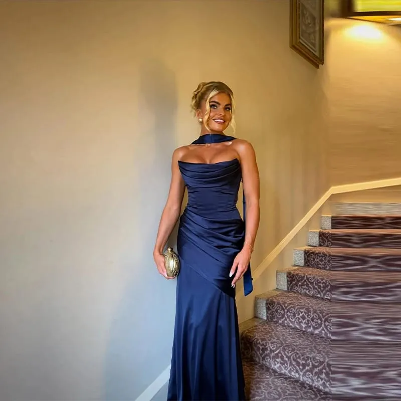 Kvinder Sexet plisseret stropløs satinkjole Chic solid off-shoulder rygløs højtalje bodyconkjoler 2026 ny aftenfestkjole — image 4