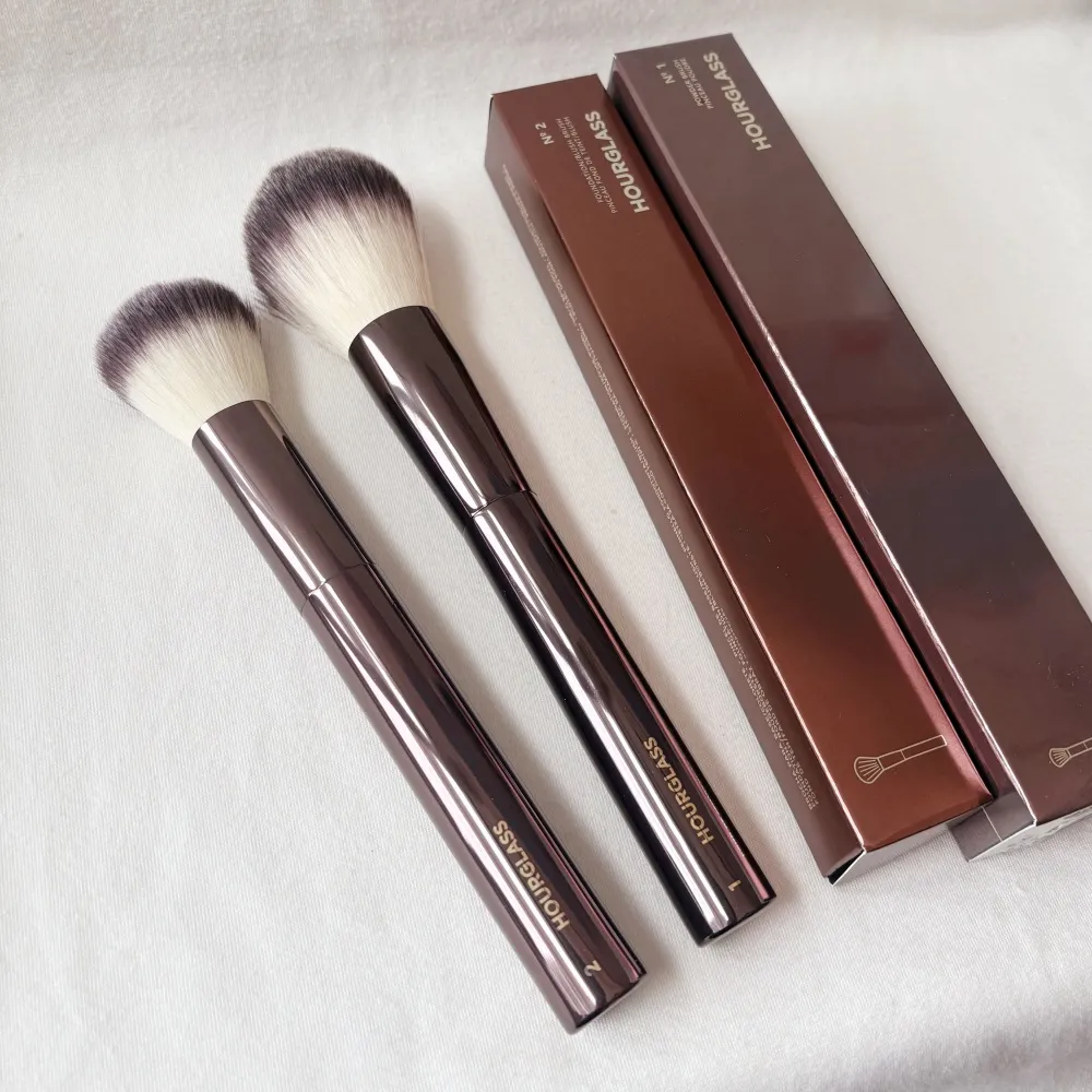 Hourglass Makeup Brushes Face Large Powder Blush Foundation Contour Highlight Blending Retractable Kabuki Cosmetic Brush Tools