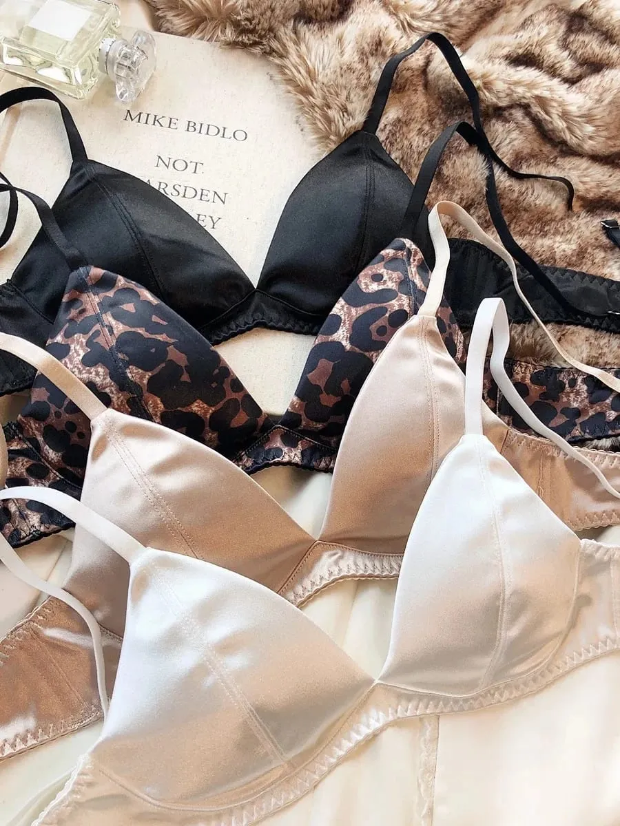 Summer Women Underwear Set Sexy Silken Triangle Cup Wireless Bras French Bralette Seamless Intimates Bra and Thong Lingerie Set — image 5