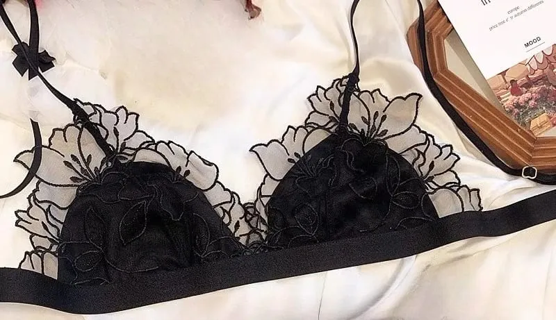 MOYISU – Bralette en dentelle brodée française, soutien-gorge Triangle sans fil pour femmes, ensemble de sous-vêtements élégants, bretelles fines, petite couverture de poitrine — image 11